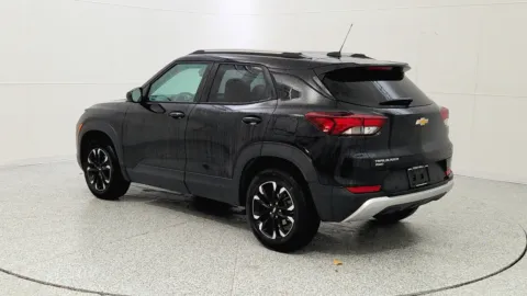More photos of 2023 Chevrolet Trailblazer LT at Tom Gill Chevrolet, KY