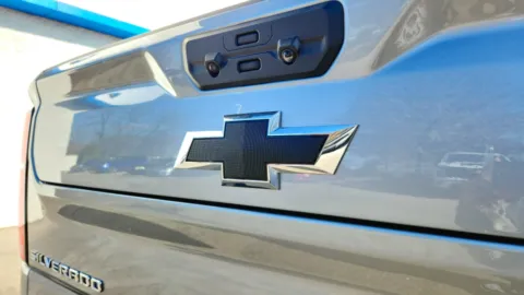 More photos of 2026 Chevrolet Silverado 2500HD ZR2 at Tom Gill Chevrolet, KY