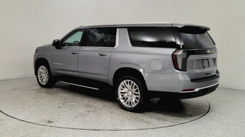 More photos of 2026 Chevrolet Suburban LT at Tom Gill Chevrolet, KY