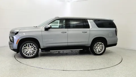 More photos of 2026 Chevrolet Suburban LT at Tom Gill Chevrolet, KY