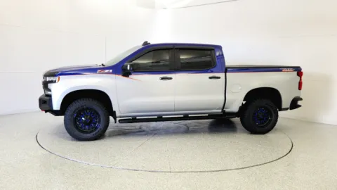 More photos of 2021 Chevrolet Silverado 1500 LT Trail Boss at Tom Gill Chevrolet, KY