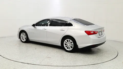 More photos of 2017 Chevrolet Malibu LT at Tom Gill Chevrolet, KY