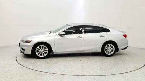 More photos of 2017 Chevrolet Malibu LT at Tom Gill Chevrolet, KY