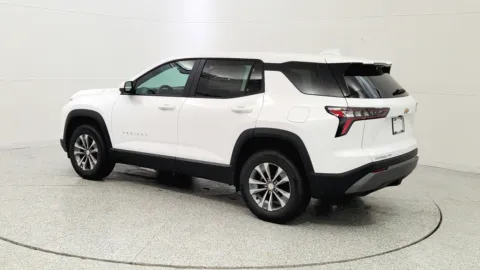 More photos of 2026 Chevrolet Equinox AWD LT at Tom Gill Chevrolet, KY