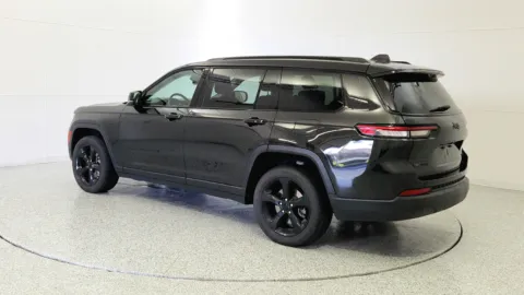 More photos of 2023 Jeep Grand Cherokee L Limited at Tom Gill Chevrolet, KY