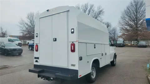 More photos of 2025 Chevrolet Express Cutaway 3500 Van 139 at Tom Gill Chevrolet, KY
