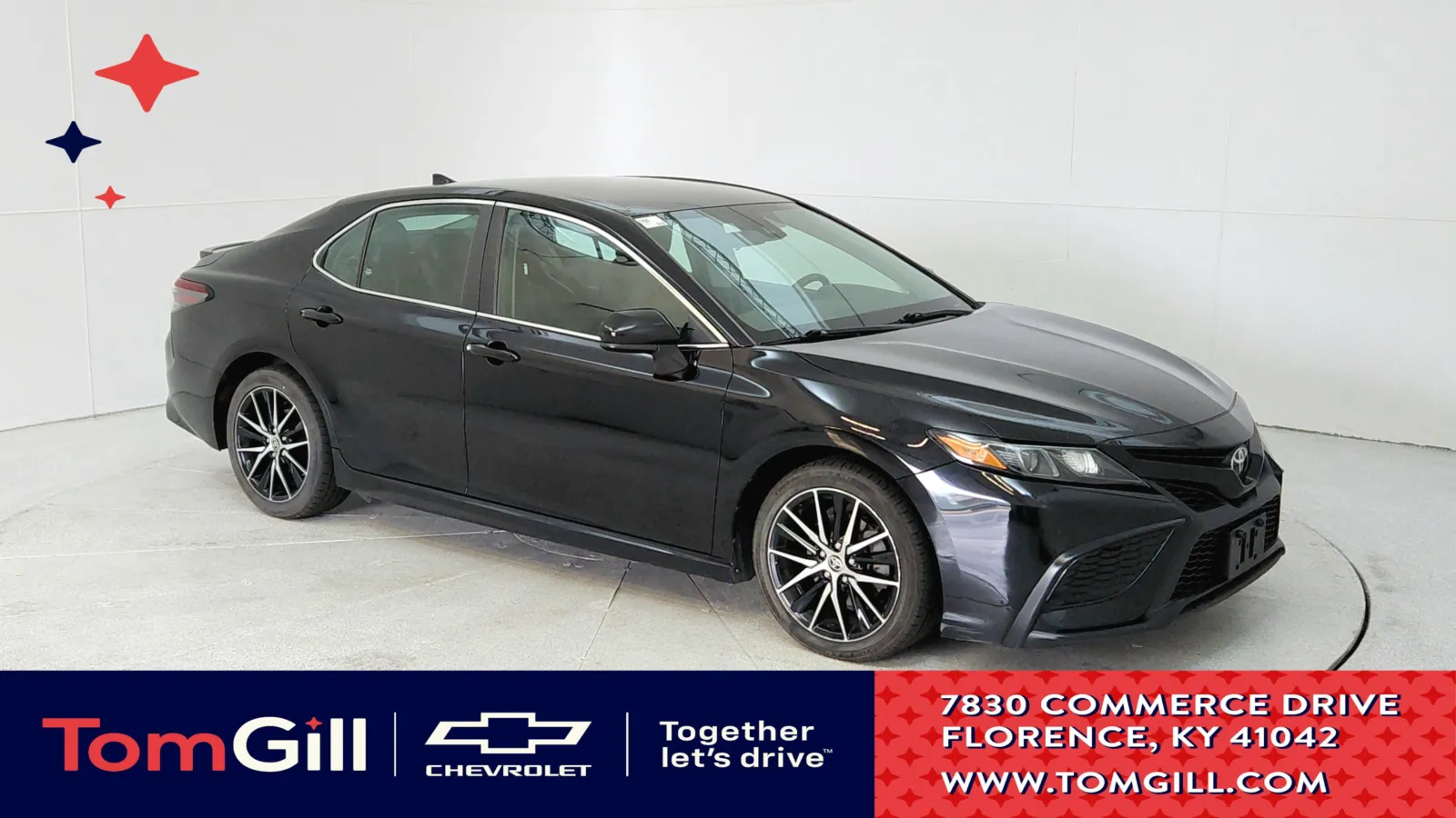 Black 2021 Toyota Camry SE for sale in Florence, KY