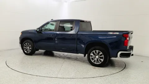 More photos of 2022 Chevrolet Silverado 1500 LT at Tom Gill Chevrolet, KY