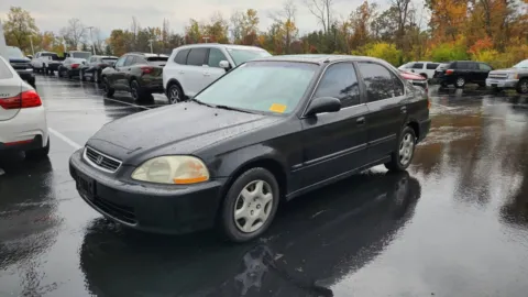 More photos of 1998 Honda Civic EX at Tom Gill Chevrolet, KY