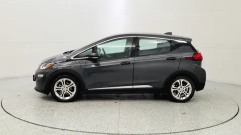 More photos of 2021 Chevrolet Bolt EV LT at Tom Gill Chevrolet, KY