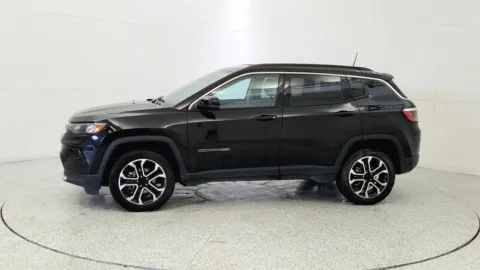 More photos of 2022 Jeep Compass Limited at Tom Gill Chevrolet, KY