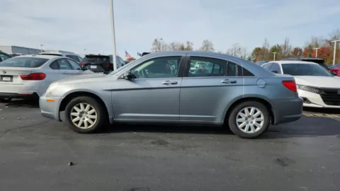 More photos of 2010 Chrysler Sebring Touring at Tom Gill Chevrolet, KY