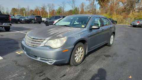 More photos of 2010 Chrysler Sebring Touring at Tom Gill Chevrolet, KY