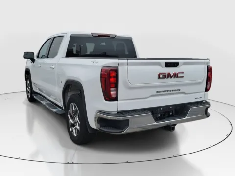 Another view of 2022 GMC Sierra 1500 SLE for sale in Hamilton, OH at Tom Gill Buick GMC