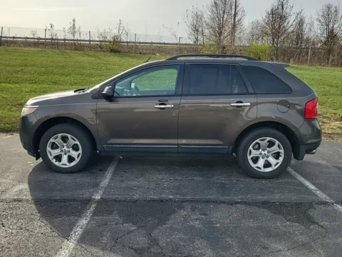 More photos of 2011 Ford Edge SEL at Tom Gill Buick GMC, OH