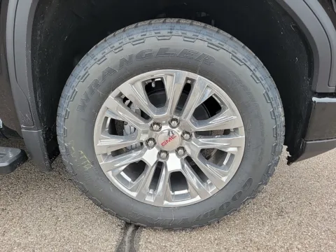 More photos of 2026 GMC Sierra 1500 Denali at Tom Gill Buick GMC, OH