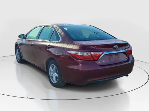Another view of 2017 Toyota Camry XLE for sale in Hamilton, OH at Tom Gill Buick GMC