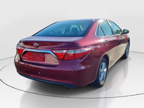 More photos of 2017 Toyota Camry XLE at Tom Gill Buick GMC, OH