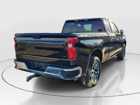 More photos of 2022 Chevrolet Silverado 1500 LT at Tom Gill Buick GMC, OH