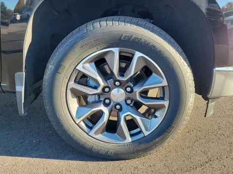 More photos of 2022 Chevrolet Silverado 1500 LT at Tom Gill Buick GMC, OH