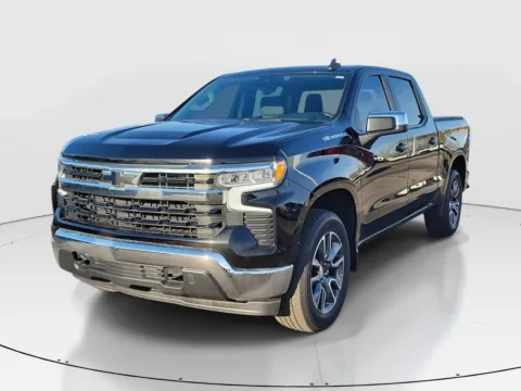 Photos of 2022 Chevrolet Silverado 1500 LT for sale in Hamilton, OH at Tom Gill Buick GMC