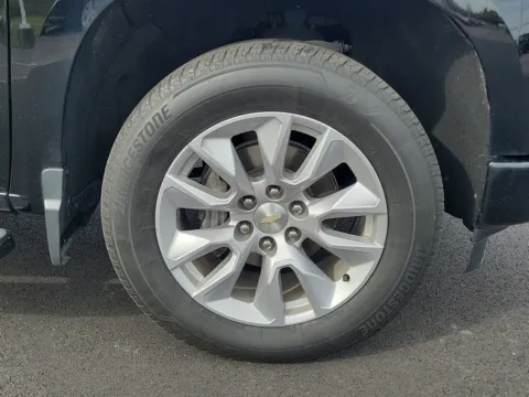 More photos of 2022 Chevrolet Silverado 1500 Custom at Tom Gill Buick GMC, OH