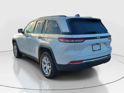 Another view of 2023 Jeep Grand Cherokee Limited for sale in Hamilton, OH at Tom Gill Buick GMC