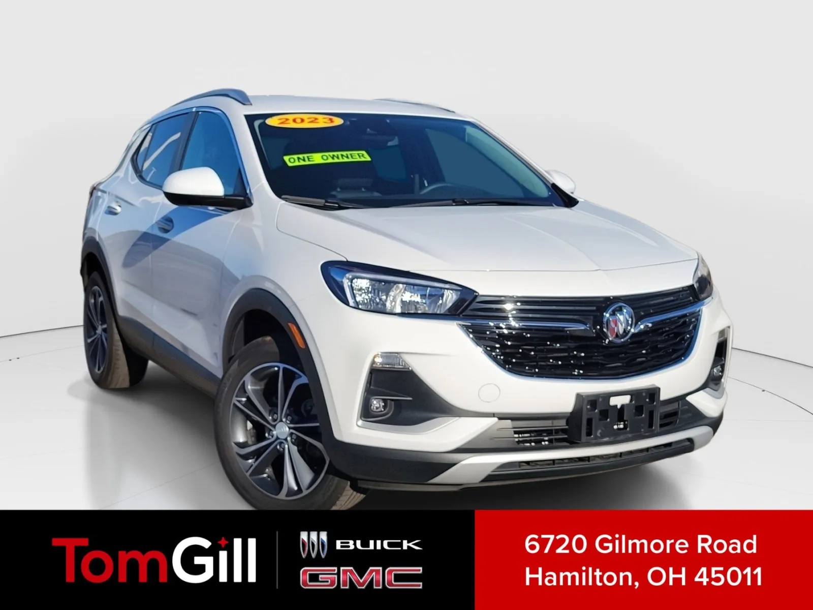 White 2023 Buick Encore GX Select for sale in Hamilton, OH