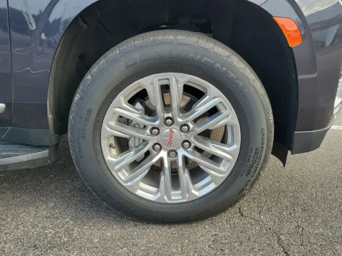 More photos of 2023 GMC Yukon SLT at Tom Gill Buick GMC, OH