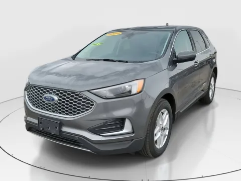 Photos of 2024 Ford Edge SEL for sale in Hamilton, OH at Tom Gill Buick GMC