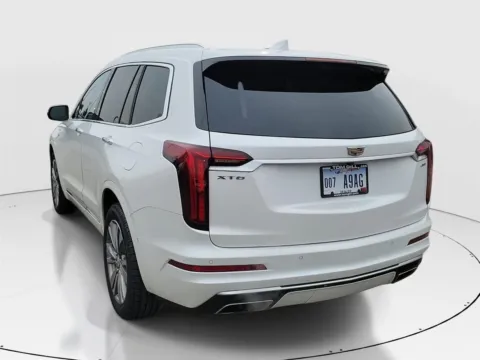 Another view of 2022 Cadillac XT6 Premium Luxury for sale in Hamilton, OH at Tom Gill Buick GMC