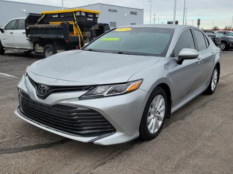 Photos of 2019 Toyota Camry LE for sale in Hamilton, OH at Tom Gill Buick GMC