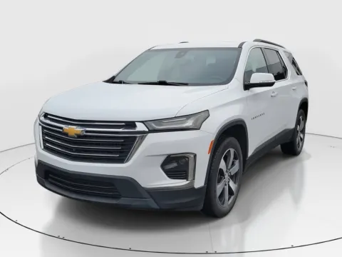 Photos of 2022 Chevrolet Traverse LT Leather for sale in Hamilton, OH at Tom Gill Buick GMC