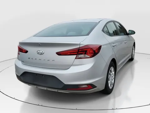 More photos of 2019 Hyundai Elantra SE at Tom Gill Buick GMC, OH