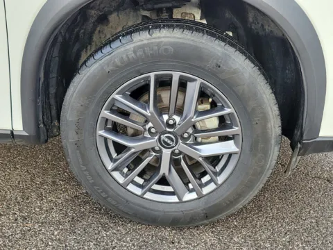 More photos of 2024 Nissan Rogue S at Tom Gill Buick GMC, OH