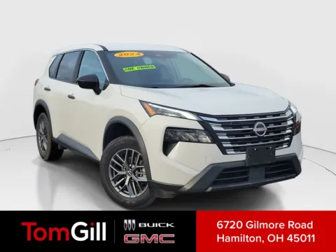 White 2024 Nissan Rogue S for sale in Hamilton, OH