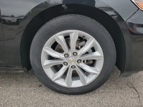 More photos of 2024 Chevrolet Malibu LT at Tom Gill Buick GMC, OH