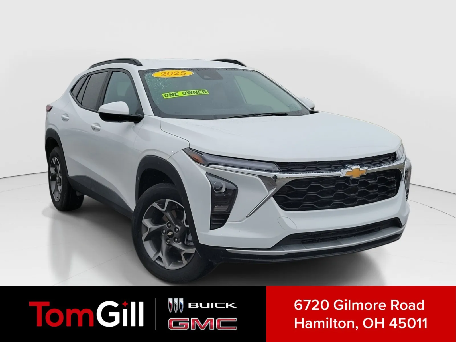 White 2025 Chevrolet Trax LT for sale in Hamilton, OH