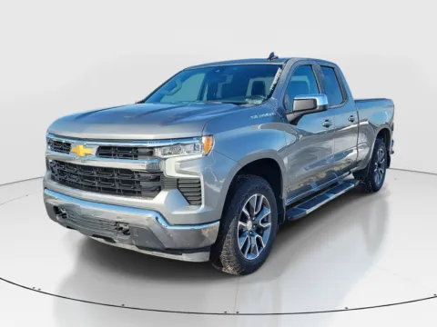 Photos of 2023 Chevrolet Silverado 1500 LT for sale in Hamilton, OH at Tom Gill Buick GMC