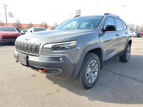 Photos of 2022 Jeep Cherokee Trailhawk for sale in Hamilton, OH at Tom Gill Buick GMC