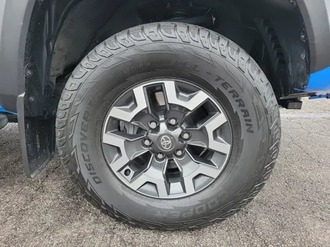 More photos of 2021 Toyota Tacoma SR at Tom Gill Buick GMC, OH