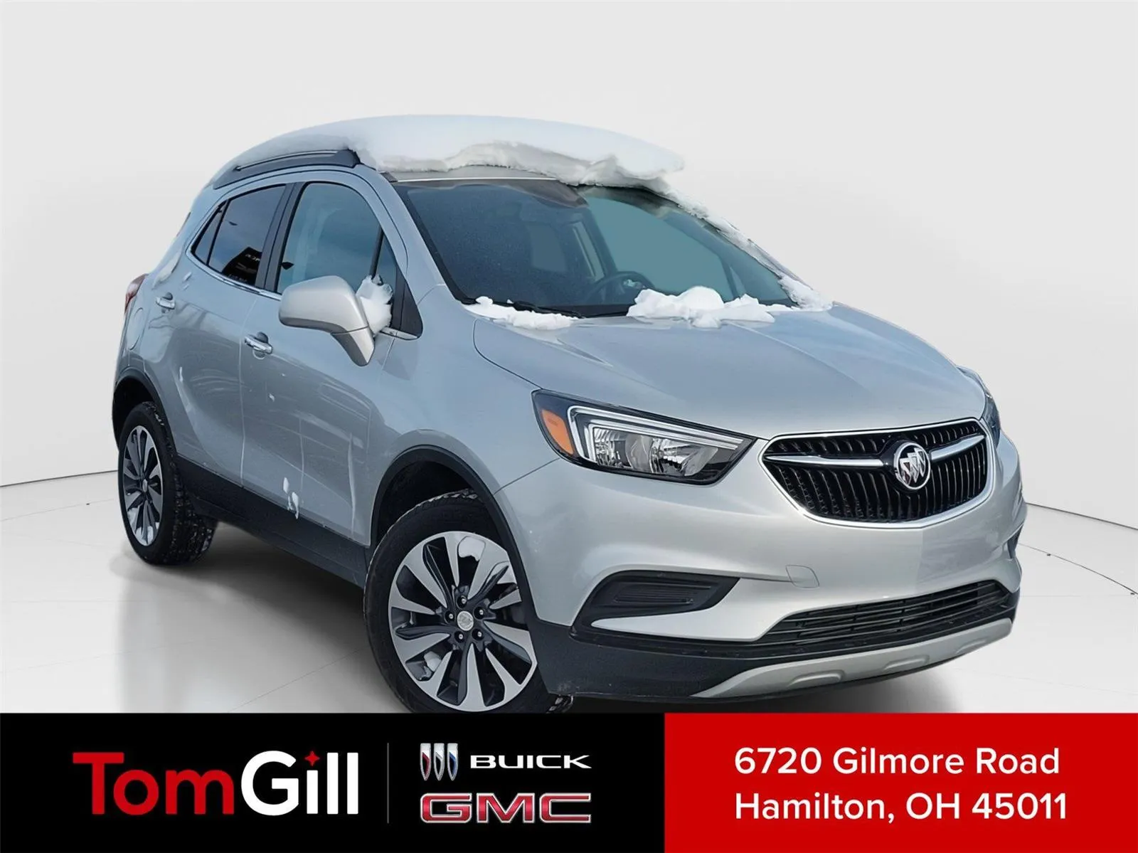 Silver 2022 Buick Encore Preferred for sale in Hamilton, OH