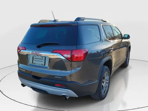 More photos of 2019 GMC Acadia SLT at Tom Gill Buick GMC, OH