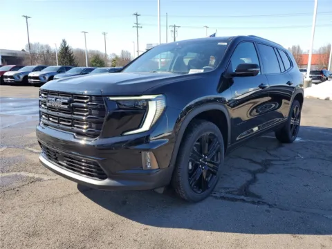 Photos of 2026 GMC Acadia FWD Elevation for sale in Hamilton, OH at Tom Gill Buick GMC