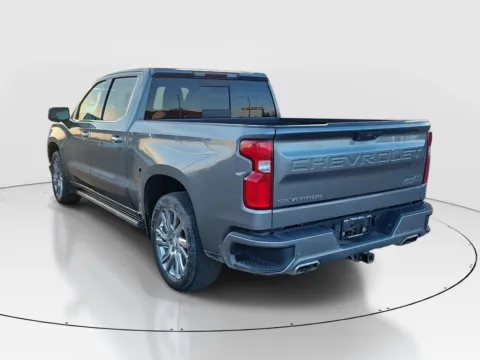 Another view of 2019 Chevrolet Silverado 1500 High Country for sale in Hamilton, OH at Tom Gill Buick GMC