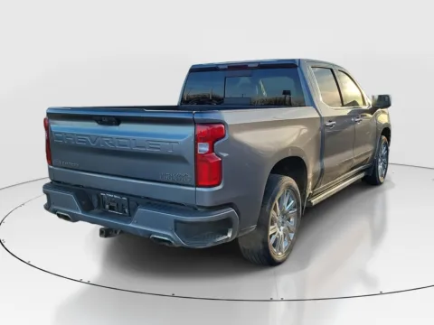 More photos of 2019 Chevrolet Silverado 1500 High Country at Tom Gill Buick GMC, OH