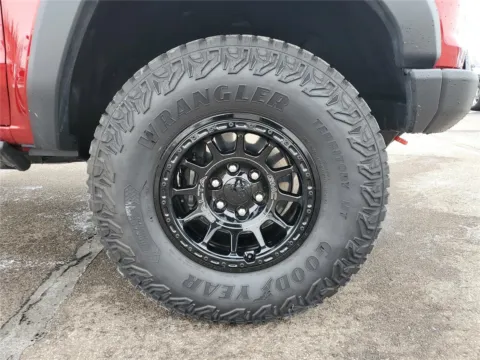 More photos of 2023 Buick Envision Preferred at Tom Gill Buick GMC, OH