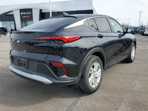 More photos of 2024 Buick Envista Preferred at Tom Gill Buick GMC, OH