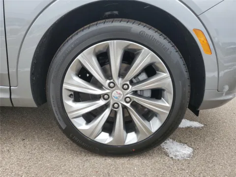 More photos of 2026 Buick Envista Avenir at Tom Gill Buick GMC, OH