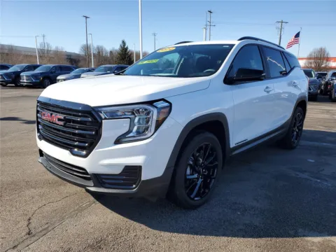 Photos of 2024 GMC Terrain SLE for sale in Hamilton, OH at Tom Gill Buick GMC